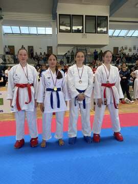 Maida Ćenenović in Brina Salkić 3. mesto v borbah